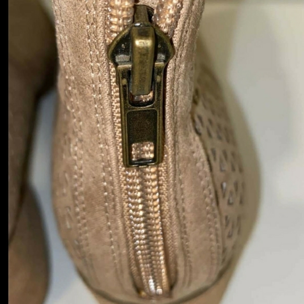 Madden Girl Cut Out Beige Booties - Picture 8 of 11